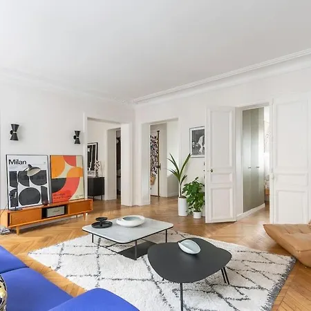 Apartment Parisian Paradise Haussmannian Haven