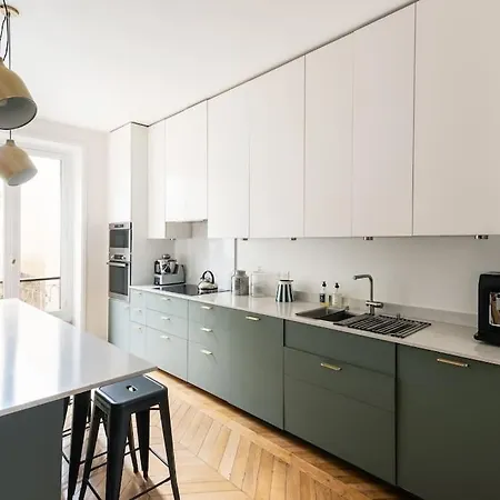 Parisian Paradise Haussmannian Haven Apartment *